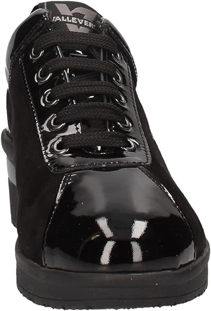 Sneaker Camoscio nero con laccio